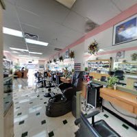 Teena Beauty Salon 95823