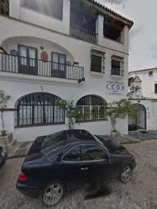 Turismo Dental Centro Odontológico Orquín C. San Pedro, 47, 21200 Aracena, Huelva, España