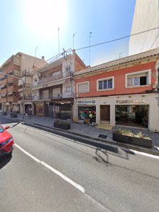 Pedro Martínez Carrasco - Tienda de comestibles, periódicos y medicamentos en Castelldefels 
