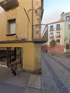 Fajula Plaça Conill, 3, 17800 Olot, Girona, España