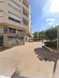 Centre Odontologic Del Penedés Passeig de Rafael Soler, 5, 08720 Vilafranca del Penedès, Barcelona, España