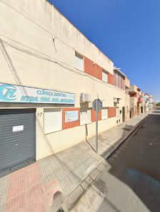 Clinica Dental Isaias C. Jaén, 17, 41449 Alcolea del Río, Sevilla, España