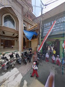 Street View & 360deg - Madrasah Ibtidaiyah Sunan Kalijogo