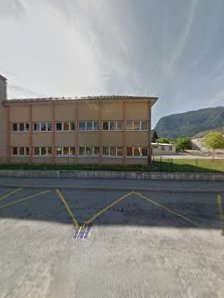 Ecole Primaire de la Plaine 10 Av. du Commandant Lherminier, 38380 Saint-Laurent-du-Pont, France