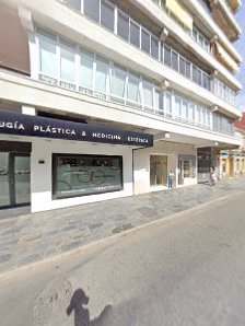 Dra. Concha Gross de Bethencourt, Dentista en Málaga. P.º Reding, 9, Distrito Centro, 29016 Málaga, España