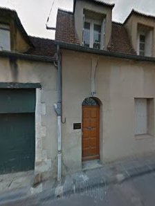 De Just Isabelle 3 ter Rue Michel Lepelletier de Saint-Fargeau, 89000 Auxerre, France