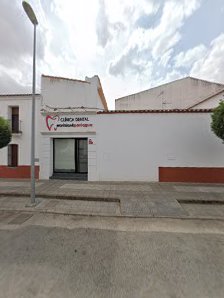 Clínica Dental Doctora María José Paniagua Rico C. Muñoz Torrero, 85, 06920 Azuaga, Badajoz, España
