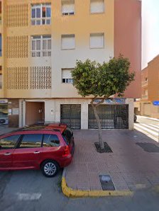 Clínica Veterinaria Juan Cortés C. San Isidro, 86, Bajo Izq, 04700 El Ejido, Almería, España