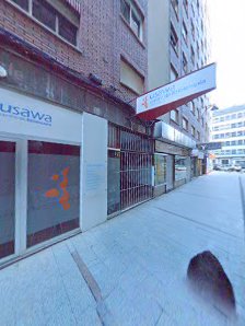 Clínica Dental Enrique Alvarez Díez Av. República Argentina, 32, 24004 León, España