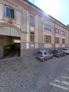 Scuola Secondaria di I Grado “Leonardo Da Vinci” Via Fratelli Cremona, 11, 27100 Pavia PV, Italia