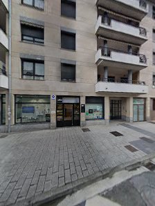 Clínica Dental Jone Beitia Trenbide Kalea, 21, 20870 Elgoibar, Gipuzkoa, España