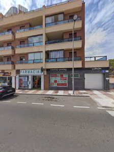 Centro Dental Lupion 04720, Almería, España