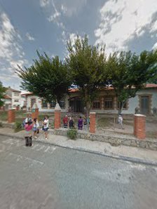 Colegio Rural Agrupado (C.R.A.) Javalambre - Extensión Manzanera. Educación Infantil (E.I.) y Educación Primaria (E.P.) Av. Ingeniero Piqueras, N° 1, 44420 Manzanera, Teruel, España