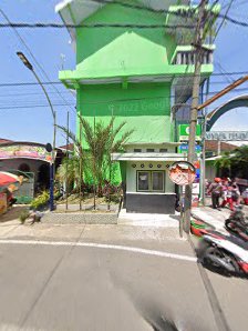 Street View & 360deg - SMP Al Huda Kota Kediri