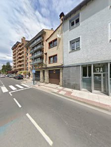 Inmobiliaria Somport C. de Serrablo, 11, 22600 Sabiñánigo, Huesca, España