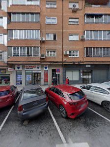 Andrés León - Asesor Inmobiliario RE/MAX URBE NESS, C. Getafe, 16, 28912 Leganés, Madrid, España