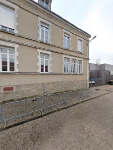 École élémentaire publique Henri Wallon 14 Rue Camille Desmoulins, 71230 Saint-Vallier