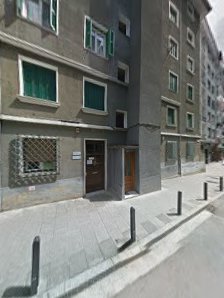 Hagin Klinika-Clínica Dental J.C Ochagabia S.L Artabide Kalea, 26, bajo, 48700 Ondarroa, Bizkaia, España