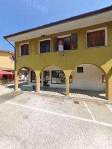 Macuglia Rossella Via Zorutti, 33020 Cavazzo Carnico UD, Italia