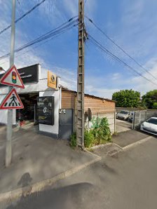 Renault CCM Automobile 6 Av. du 27 Août 1944, 77450 Montry, France