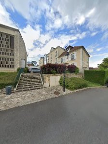 Maison départementale des solidarités de Tournan-en-Brie 16 Pl. Edmond de Rothschild, 77220 Tournan-en-Brie, France