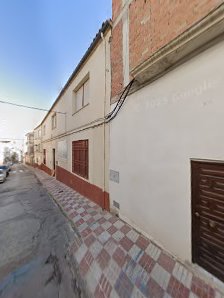 Colegio Infantil, Primaria y Secundaria Nuestra Señora de las Mercedes C. Ramón y Cajal, 15, 23300 Villacarrillo, Jaén, España