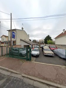 Garage du Plateau. 106 Rue des Vignobles, 78400 Chatou, France