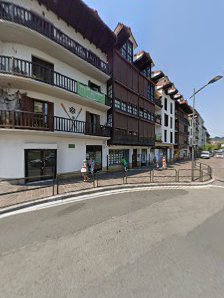 Inmobiliaria Axola San Pedro Kalea, 1, 20280 Hondarribia, Gipuzkoa, España
