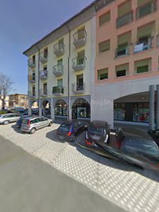 Nik Group - Abbigliamento Chiampo Piazzale Mondelange, 17, 36072 Chiampo VI, Italia