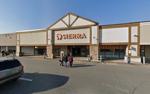 Outdoor Sports Store «Sierra Trading Post», reviews and photos, 555 Shelburne Rd, Burlington, VT 05401, USA