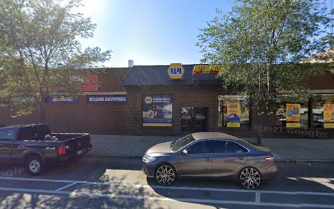 Auto Parts Store «NAPA Auto Parts - Genuine Parts Company», reviews and photos, 4300 N Elston Ave, Chicago, IL 60641, USA