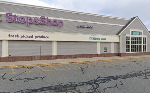 Grocery Store «Stop & Shop», reviews and photos, 141 Main St, Foxborough, MA 02035, USA