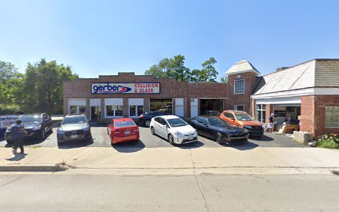 Auto Body Shop «Gerber Collision & Glass», reviews and photos, 2664 Green Bay Rd, Evanston, IL 60201, USA