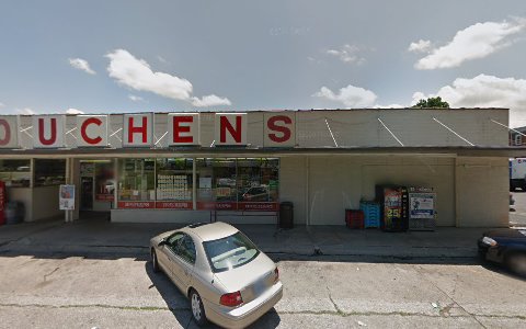 Grocery Store «Houchens Markets», reviews and photos, 110 N 1st St, Cave City, KY 42127, USA