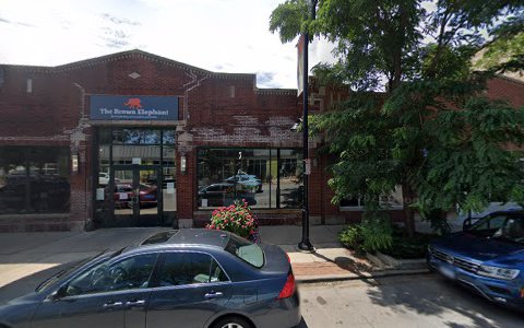 Thrift Store «Brown Elephant Resale Shop», reviews and photos, 217 Harrison St, Oak Park, IL 60304, USA