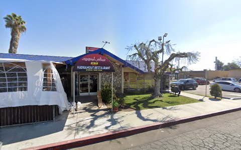 Used Car Dealer «Own a Car», reviews and photos, 4030 N Blackstone Ave # B, Fresno, CA 93726, USA