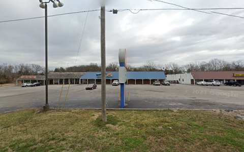 Grocery Store «IGA», reviews and photos, 318 N Main St, Lewisburg, KY 42256, USA