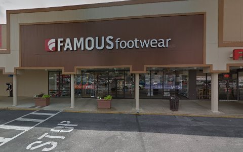 Shoe Store «Famous Footwear», reviews and photos, 3238 Kirkwood Hwy, Wilmington, DE 19808, USA
