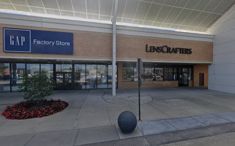 Eye Care Center «LensCrafters», reviews and photos, 7153 Cermak Rd, Berwyn, IL 60402, USA