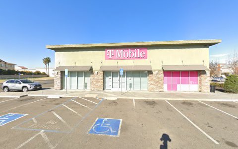Cell Phone Store «T-Mobile», reviews and photos, 141 Commerce Ave, Manteca, CA 95336, USA