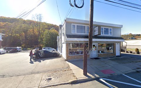 Consignment Shop «Treasure Hunt Consignment Shop», reviews and photos, 25 Main St, Bloomingdale, NJ 07403, USA