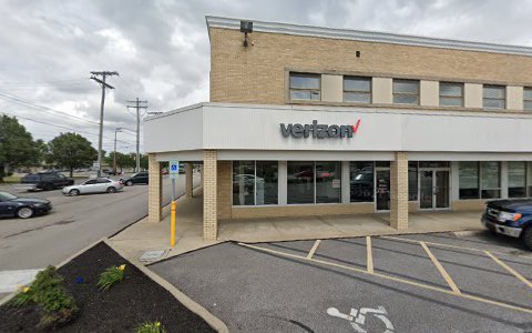Cell Phone Store «Verizon Authorized Retailer - A Wireless», reviews and photos, 6869 Pearl Rd, Middleburg Heights, OH 44130, USA