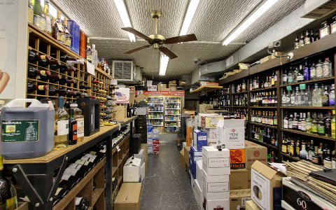 Liquor Store «Potomac Wines & Spirits», reviews and photos, 3100 M St NW, Washington, DC 20007, USA