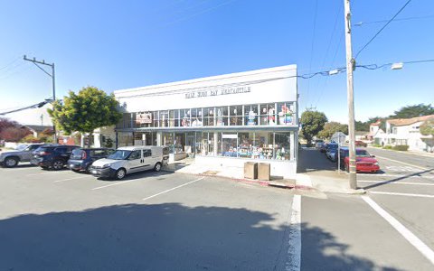Book Store «Ink Spell Books», reviews and photos, 500 Purisima Way, Half Moon Bay, CA 94019, USA