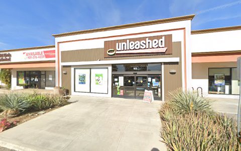 Pet Supply Store «Unleashed by Petco», reviews and photos, 905 W Foothill Blvd, Claremont, CA 91711, USA