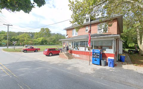 Grocery Store «Menges Mills Market», reviews and photos, 5995 Colonial Valley Rd, Spring Grove, PA 17362, USA