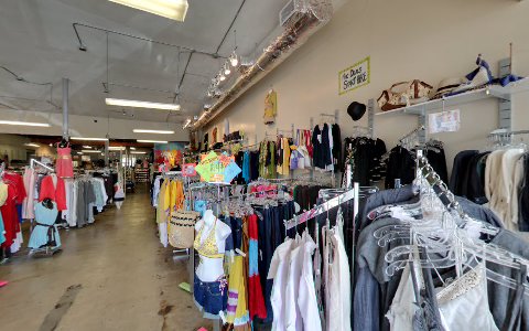 Clothing Store «United Apparel Liquidators», reviews and photos, 2918 West End Ave, Nashville, TN 37203, USA