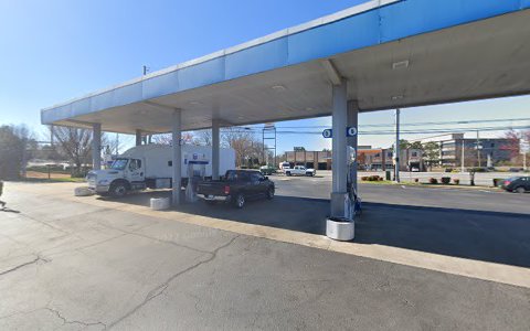 Gas Station «Chevron», reviews and photos, 3033 Lawrenceville-Suwanee Rd, Suwanee, GA 30024, USA