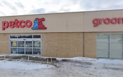 Pet Supply Store «Petco Animal Supplies», reviews and photos, 525 S 5th St, Bismarck, ND 58504, USA
