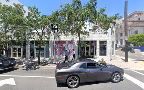 Sportswear Store «Shoe Gallery», reviews and photos, 244 NE 1st Ave, Miami, FL 33132, USA